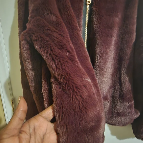 Lucky Brand Burgundy Teddy Jacket with Oversized Fit and Cozy Plush Texture Nwot - Picture 6 of 10